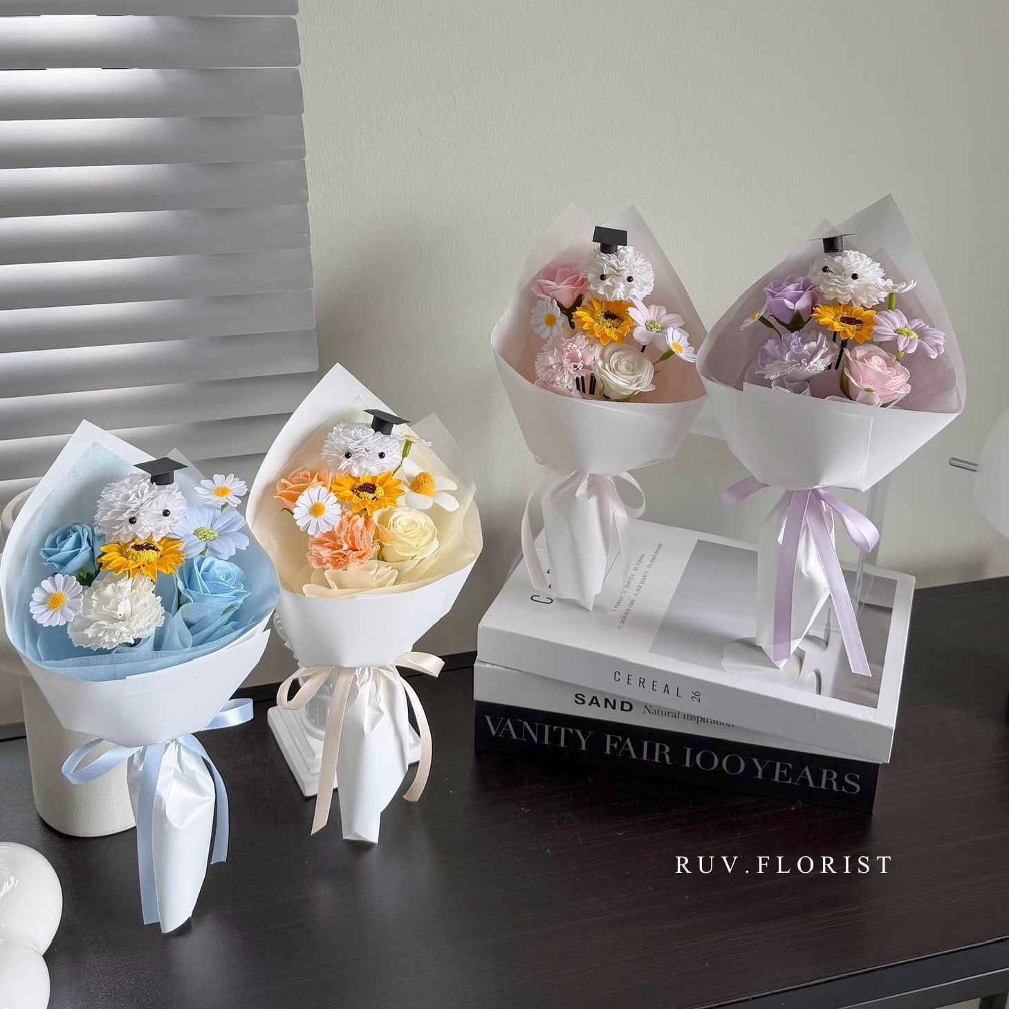 Mini Graduate Bouquet