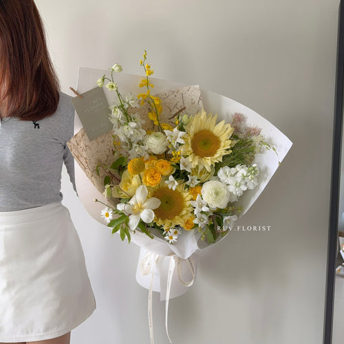Buttercream Sunflower Garden Bouquet