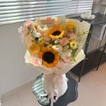 Sunflower Grad Bee Bouquet
