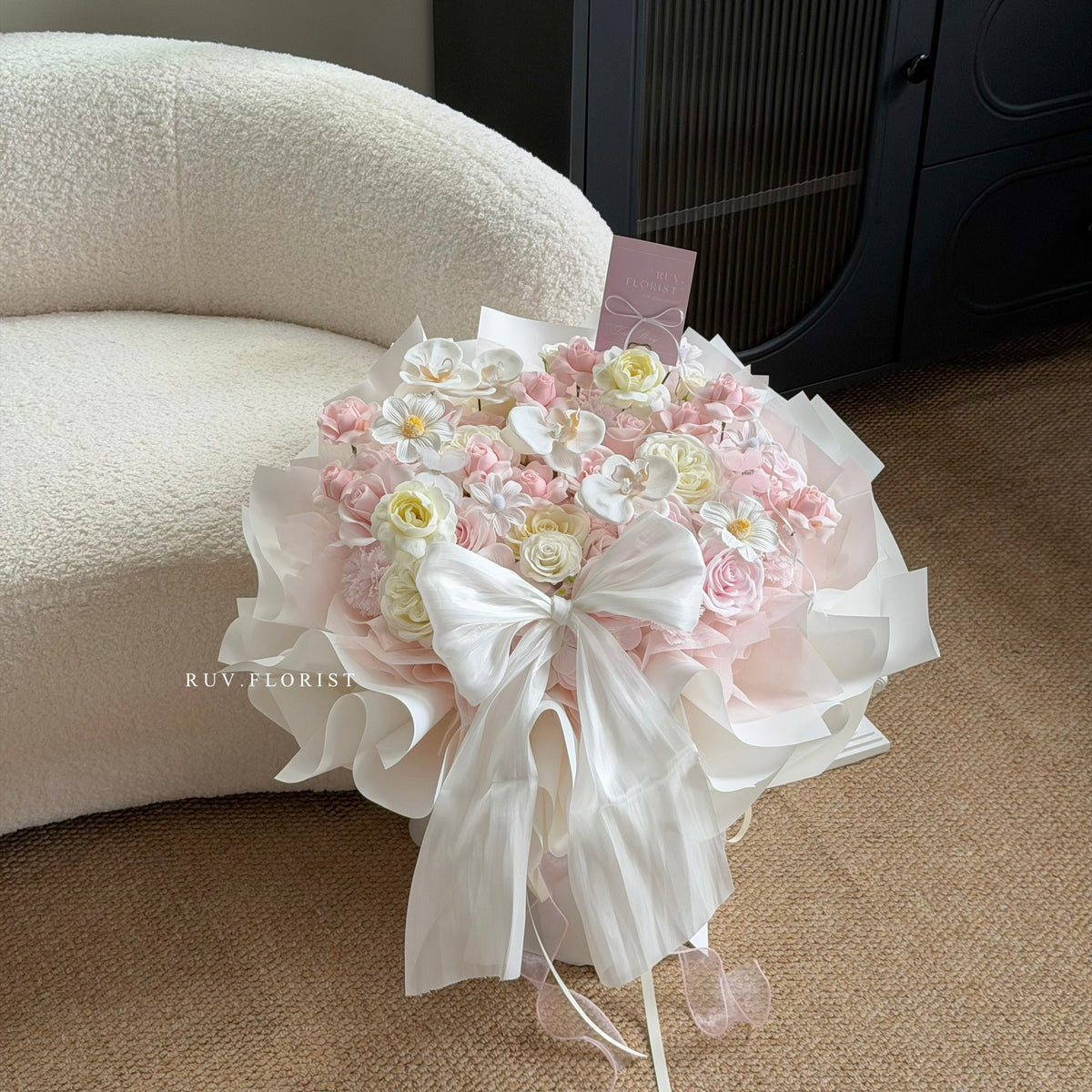 Soft Pink Big Bow Garden Bouquet 💗